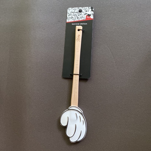 4pc Mickey Mouse kitchen set - Picture 5 of 5